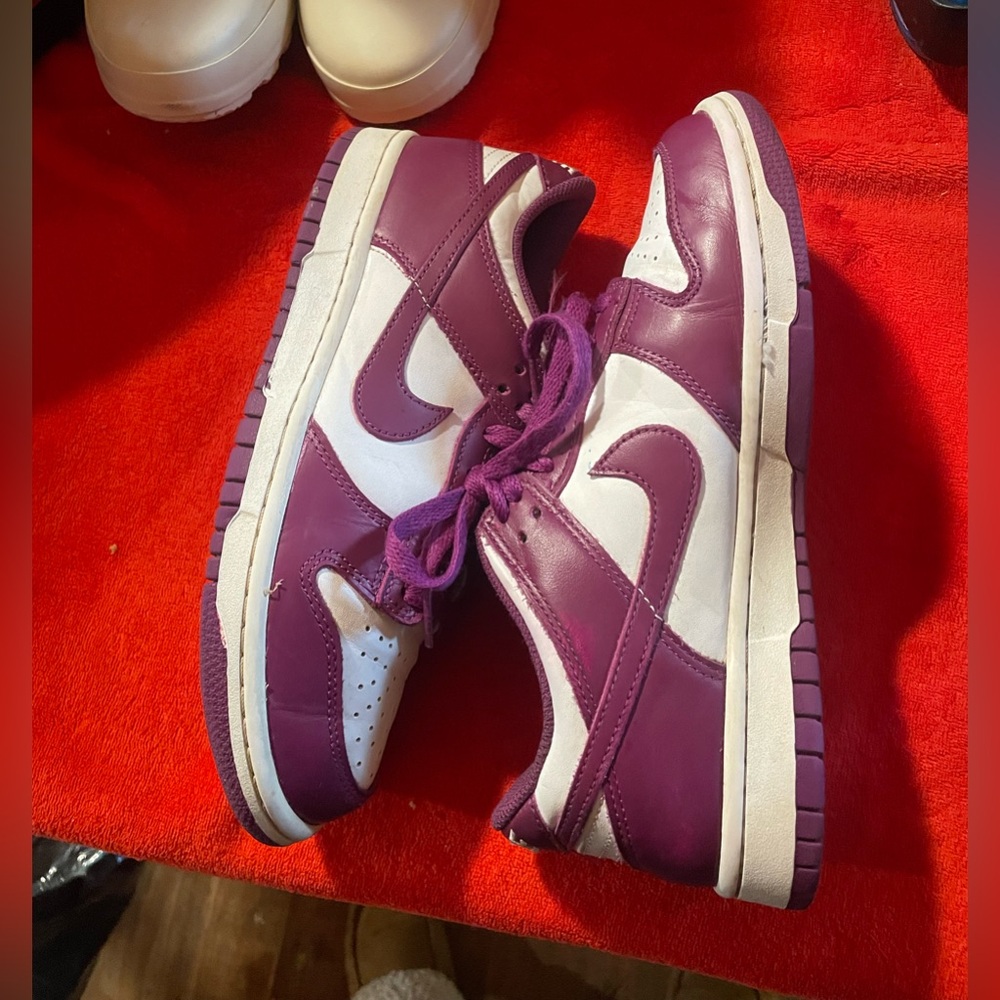 Nike dunk purple